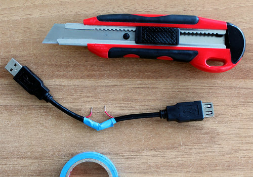 aufgeschnittenes USB-Kabel