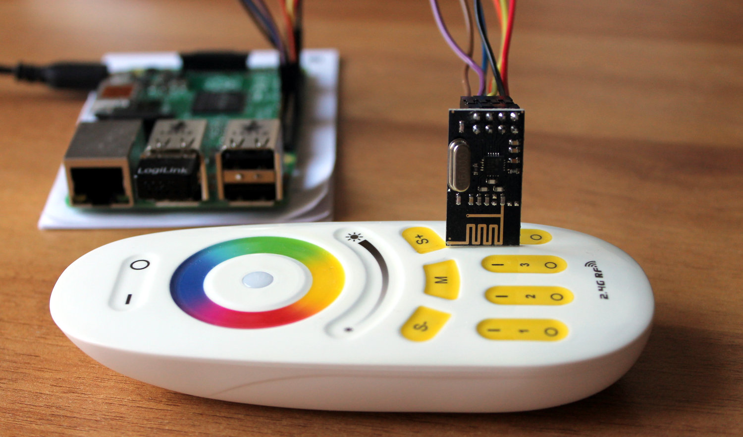Open Milight auf dem Raspberry Pi 2